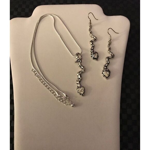 Silver Cobblestone Snake Necklace Set - Picture 2 of 3